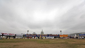 华盛顿DC声援5千万退党大集会(大纪元).jpg